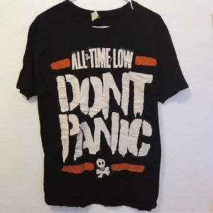 NWOT All Time Low “Don’t Panic” Shirt